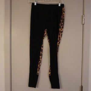 Betsey Johnson | Leopard Leggings